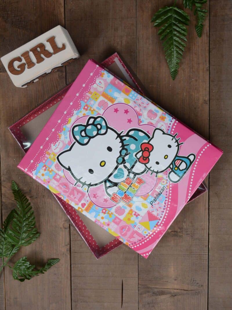 آلبوم عکس نوزادی دخترانه با طرح جلد Hello Kitty